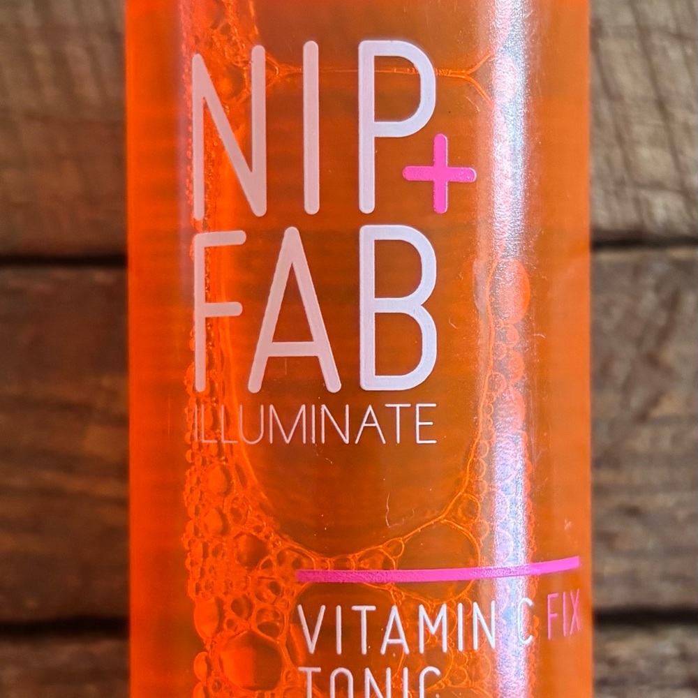 Nip+Fab Illuminate Vitamin C Fix Tonic - Orange